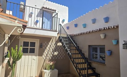 Reventa - Villa -
Vélez-Málaga - Costa del Sol
