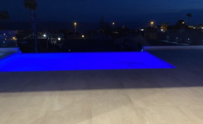 Resale - Villa -
El Chaparral - Inland