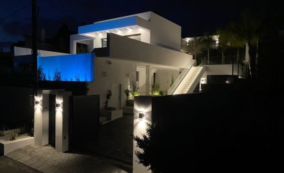 Resale - Villa -
El Chaparral - Inland