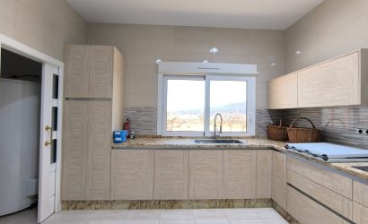 Resale - Villa -
Pinoso - Inland
