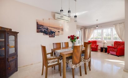 Reventa - Villa -
Orihuela Costa - Costa Blanca
