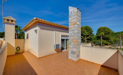 Reventa - Villa -
Orihuela Costa - Costa Blanca