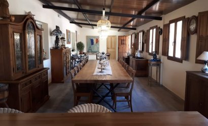 Revente - Villa -
Villena - Inland