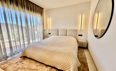 Herverkoop - Villa -
Orihuela - Las Colinas Golf