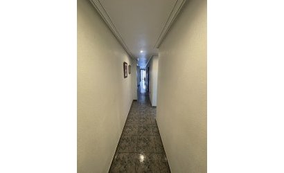 Herverkoop - Penthouse -
Torrevieja - Playa de cura