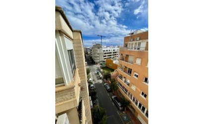 Herverkoop - Penthouse -
Torrevieja - Playa de cura