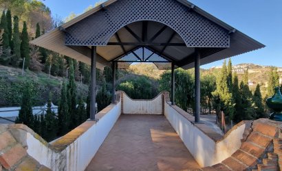 Herverkoop - Villa -
Vinuela - Inland