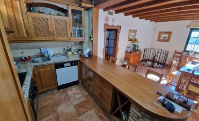 Herverkoop - Villa -
Vinuela - Inland