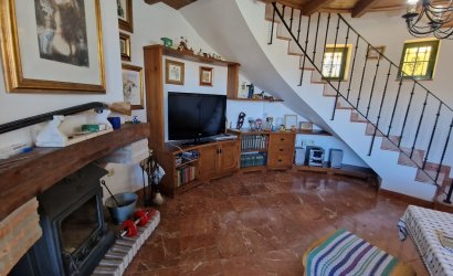 Herverkoop - Villa -
Vinuela - Inland