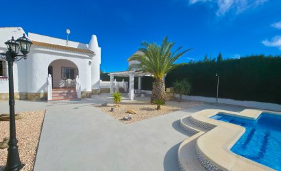 Revente - Villa -
Torrevieja - Costa Blanca