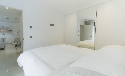 Herverkoop - Villa -
Dolores