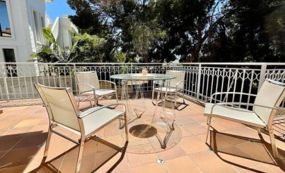 Herverkoop - Villa -
Orihuela Costa - Campoamor