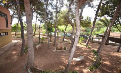 Herverkoop - Villa -
Torrevieja - Los Balcones