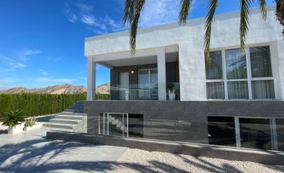 Revente - Villa -
Orihuela - Inland