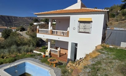 Resale - Villa -
Alcaucín - Inland