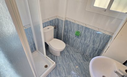 Resale - Villa -
Alcaucín - Inland