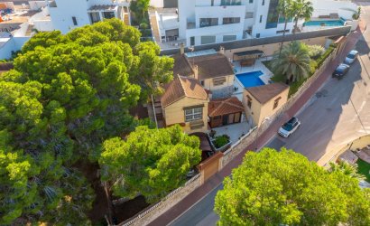 Herverkoop - Villa -
Torrevieja - Los Balcones