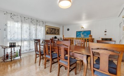 Herverkoop - Villa -
Torrevieja - Los Balcones