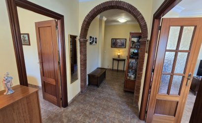 Reventa - Villa -
Vinuela - Inland