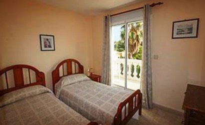 Resale - Villa -
Denia - Altomira