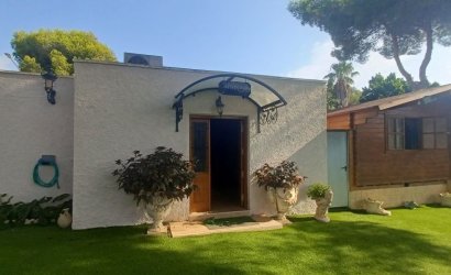 Revente - Villa -
Orihuela Costa - Costa Blanca