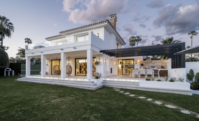 Herverkoop - Villa -
Nueva Andalucía - Costa del Sol