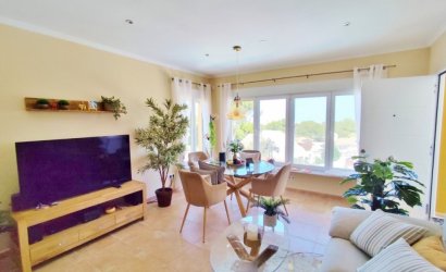 Herverkoop - Villa -
San Miguel de Salinas - Inland