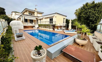 Herverkoop - Villa -
Torrevieja - Costa Blanca