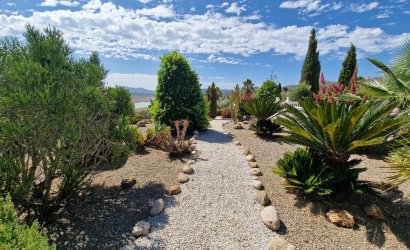 Herverkoop - Villa -
Vinuela - Inland