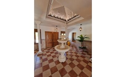 Herverkoop - Villa -
Vinuela - Inland