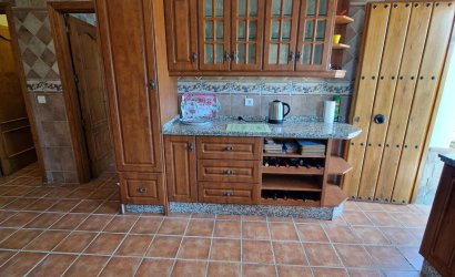 Herverkoop - Villa -
Vinuela - Inland