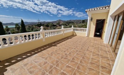 Herverkoop - Villa -
Vinuela - Inland