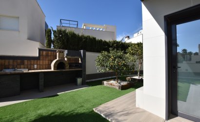 Herverkoop - Villa -
San Miguel de Salinas - Inland