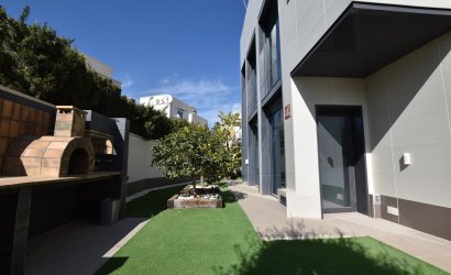 Herverkoop - Villa -
San Miguel de Salinas - Inland