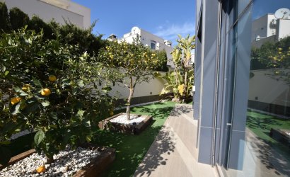 Herverkoop - Villa -
San Miguel de Salinas - Inland