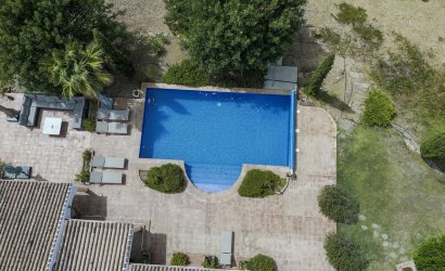 Reventa - Villa -
Vinuela - Inland