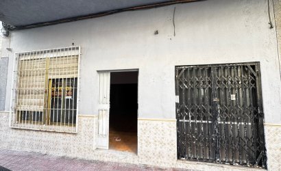 Resale - Commercial -
Torrevieja - Playa Los Locos