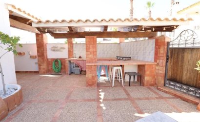 Herverkoop - Villa -
Orihuela Costa - Costa Blanca