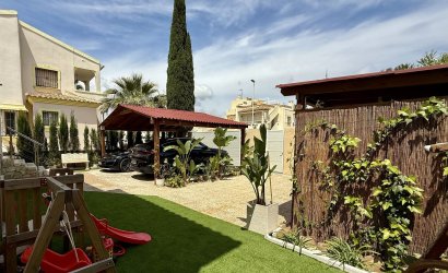 Revente - Villa -
Orihuela Costa - Costa Blanca