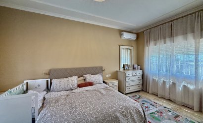 Revente - Villa -
Orihuela Costa - Costa Blanca