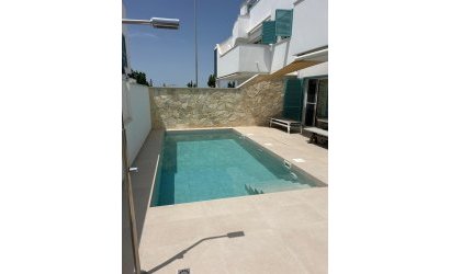 Resale - Bungalow -
Pilar de la Horadada - El Mojón