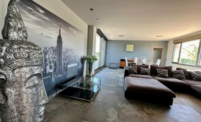 Reventa - Villa -
Yecla - Inland