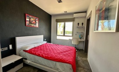 Reventa - Villa -
Yecla - Inland