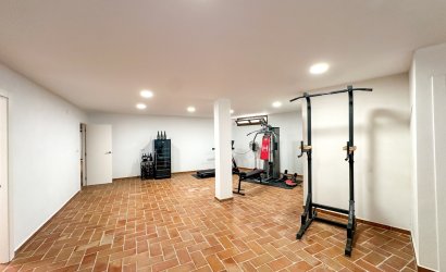 Herverkoop - Villa -
Alicante - Campoamor