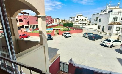 Herverkoop - Apartment -
Los Altos