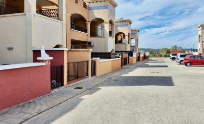 Herverkoop - Apartment -
Los Altos