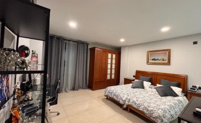 Herverkoop - Villa -
Vinuela - Inland