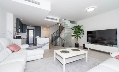 Herverkoop - Town House -
Manilva - Inland