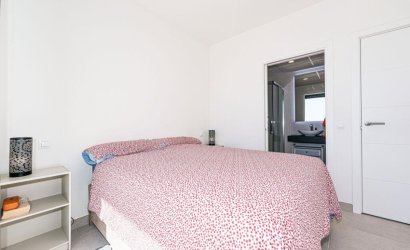 Herverkoop - Town House -
Manilva - Inland