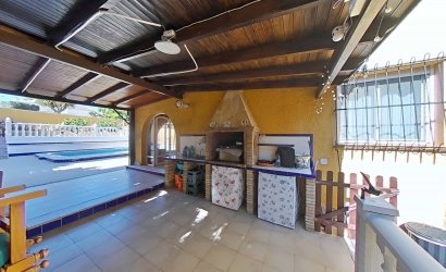 Reventa - Villa -
Torrevieja - Los Balcones